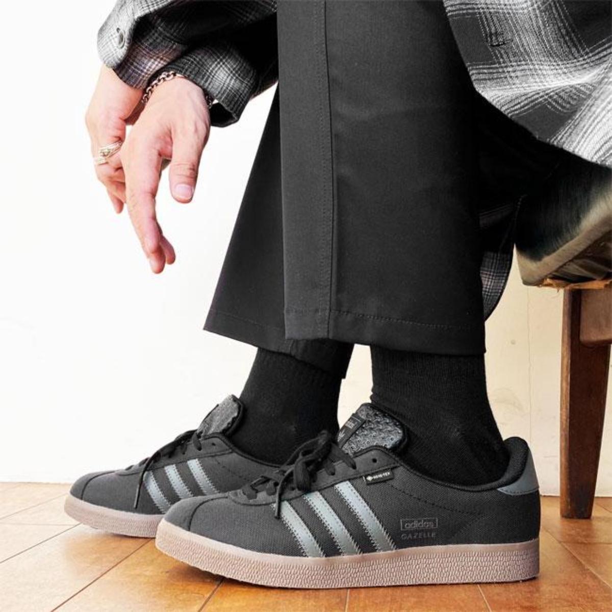 giay-adidas-gazelle-gtx-black-utility-grey-gum-jr2727-5