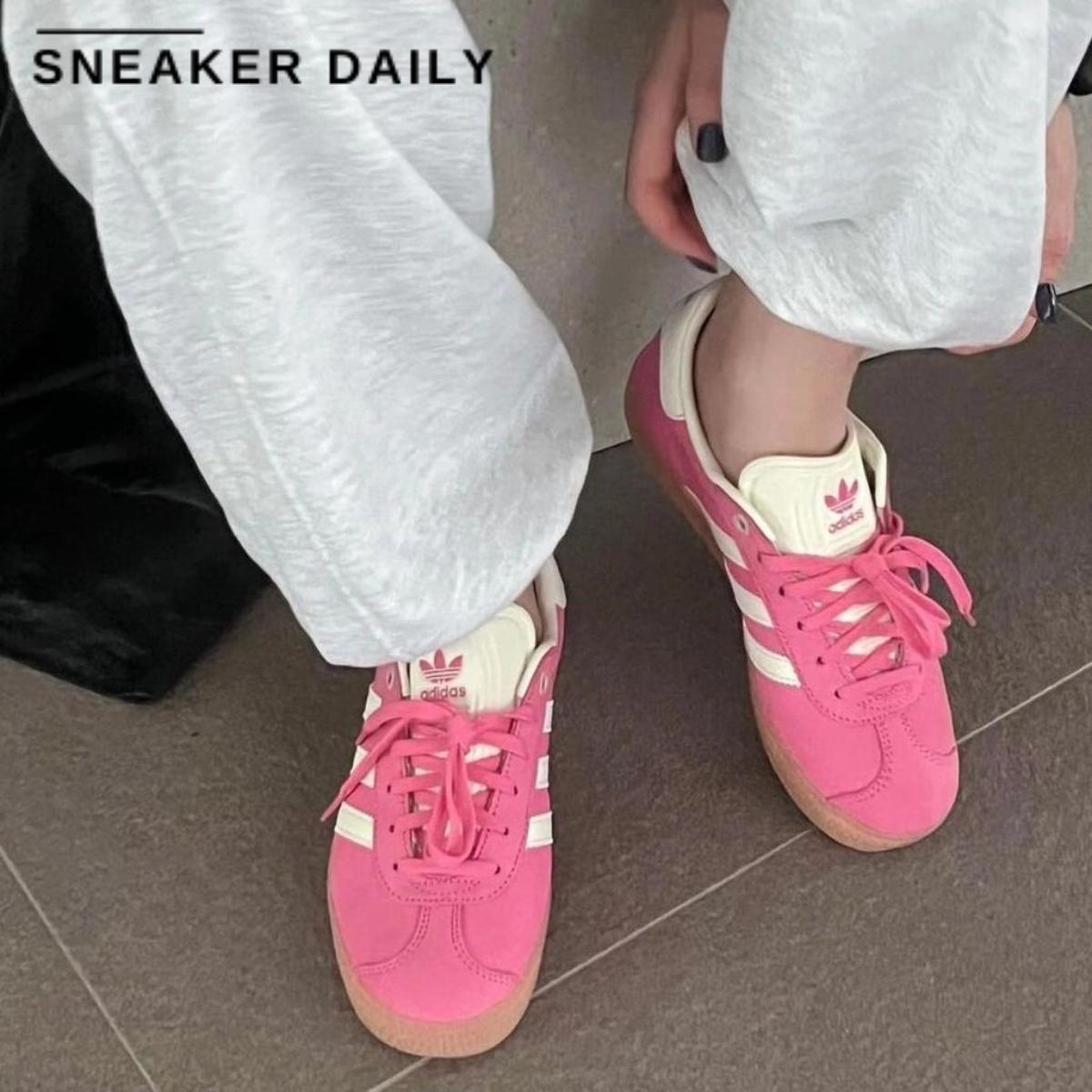 giay-adidas-gazelle-j-pink-fusion-gum-gs-id1107-7