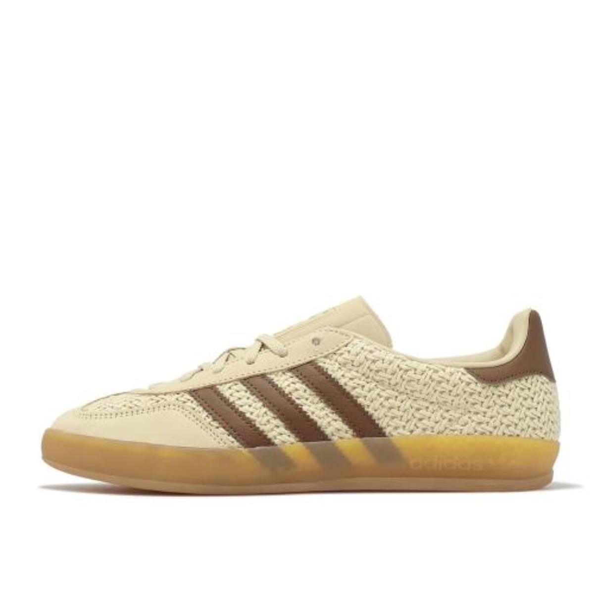 Giày adidas Originals Gazelle Indoor Beige JS1418 phối màu be nhẹ nhàng