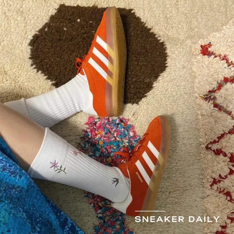 giay-adidas-originals-gazelle-orange-wmns-hq8718-2