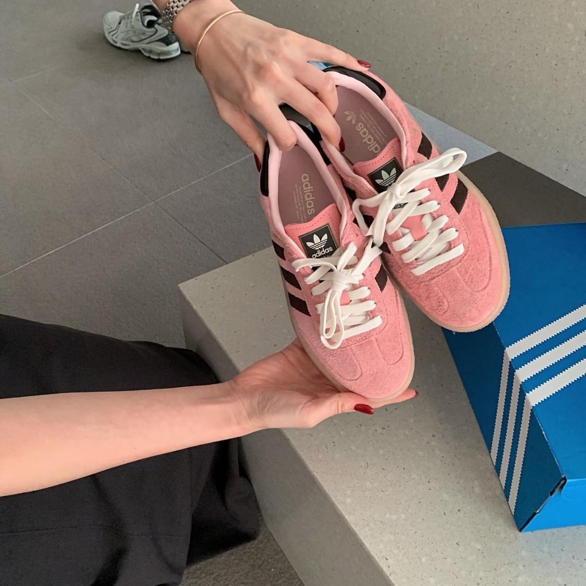 giay-adidas-sambae-semi-pink-spark-gum-jh8834-10
