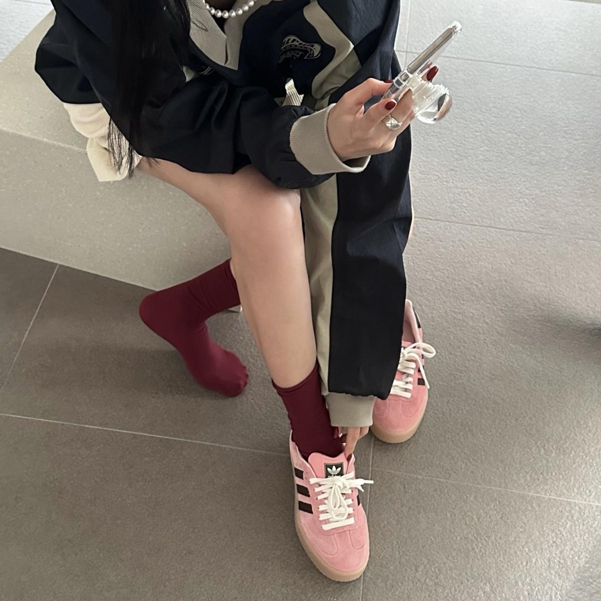 giay-adidas-sambae-semi-pink-spark-gum-jh8834-2