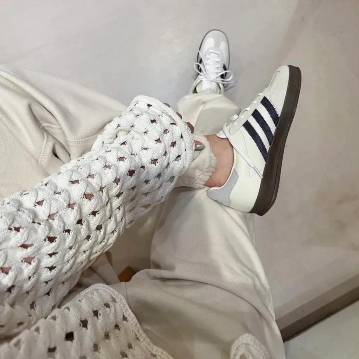 giay-adidas-x-emmi-gazelle-indoor-white-brown-ih8548-3
