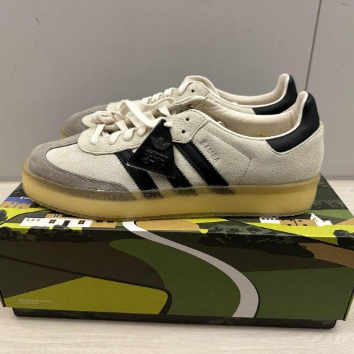 giay-adidas-x-ronnie-fieg-x-clarks-8th-street-samba-kithmas-white-black-ie4033-10