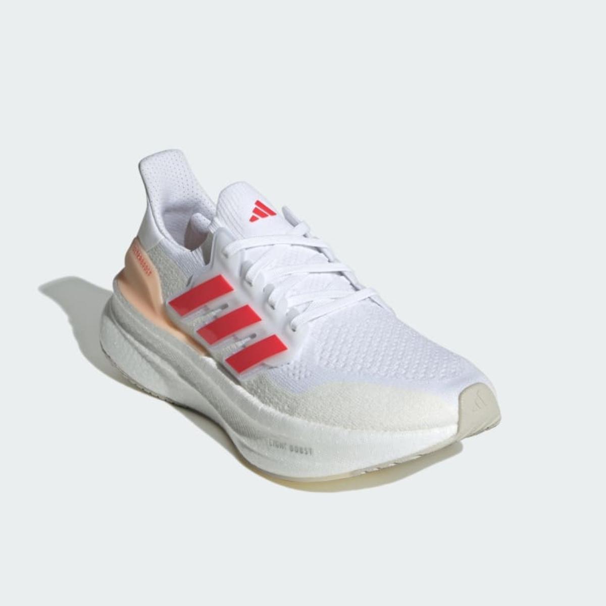 giay-adidas-ultraboost-5-cloud-white-semi-lucid-red-jh9057-3