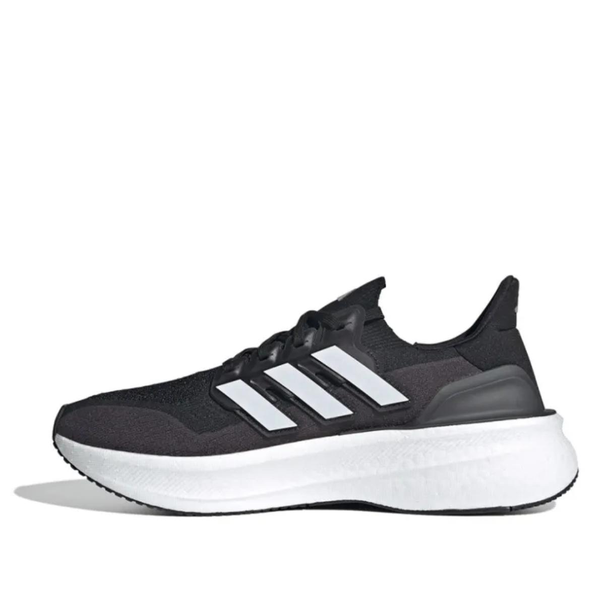 Giày adidas Ultraboost 5 Core Black JH9633 phối màu đen toàn thân