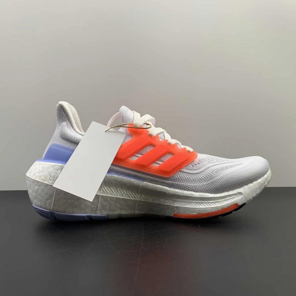 giay-adidas-ultraboost-light-cloud-white-solar-red-h06357-2